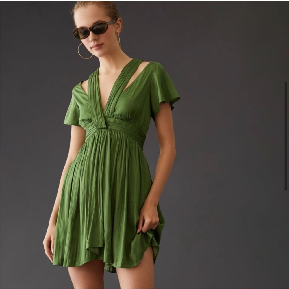 Anthropologie Deep V-Neck Vibrant Mini Dress green size 8